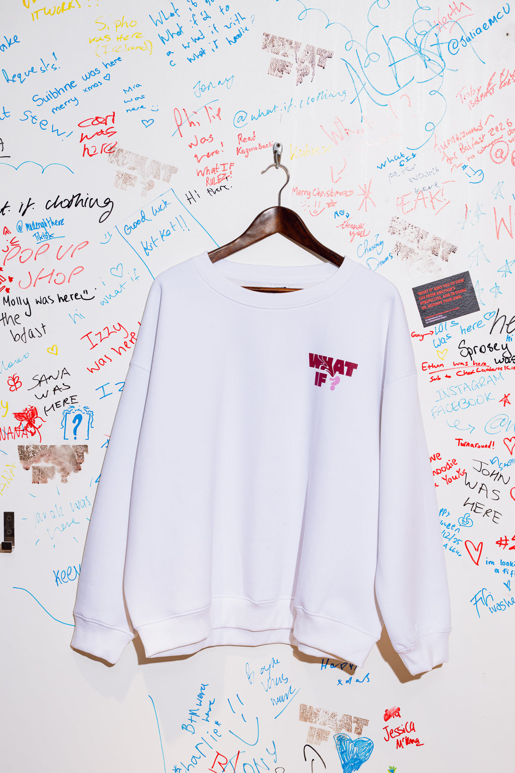WHITE & PINK SWEATSHIRT